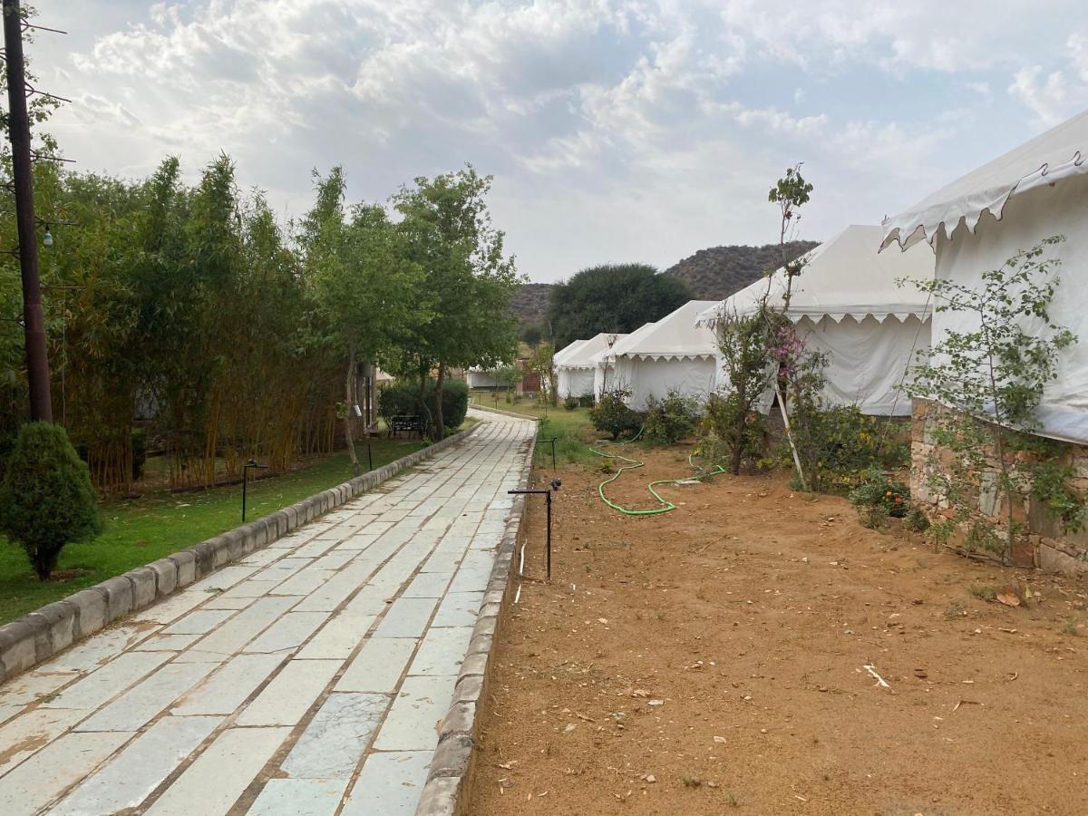 ג'איפור Grass Field Valley Resort מראה חיצוני תמונה